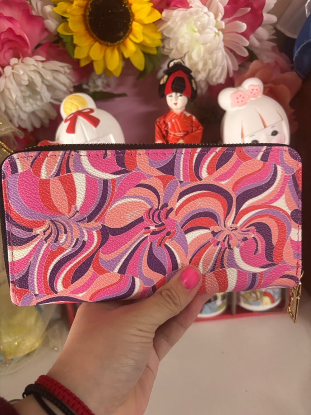 Trina Turk Sea Anemone Print Zip Around Large Wallet - Picture 3 of 9